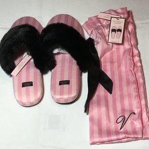 NWT❤️Victoria's Secret Striped Pink Slippers With Bag Sz7/8M 4YOUR VALENTINE💘❤️